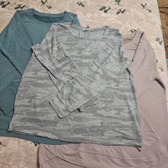 3 Tunic sweatshirt bundle - Picture 1 of 3